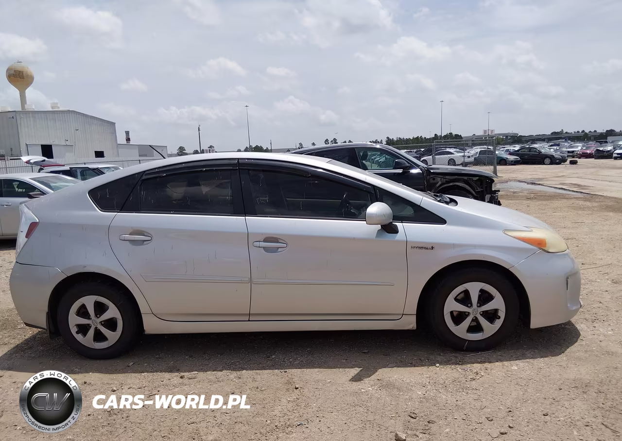 2014 Toyota Prius Four VIN:JTDKN3DU1E1764448 - 13