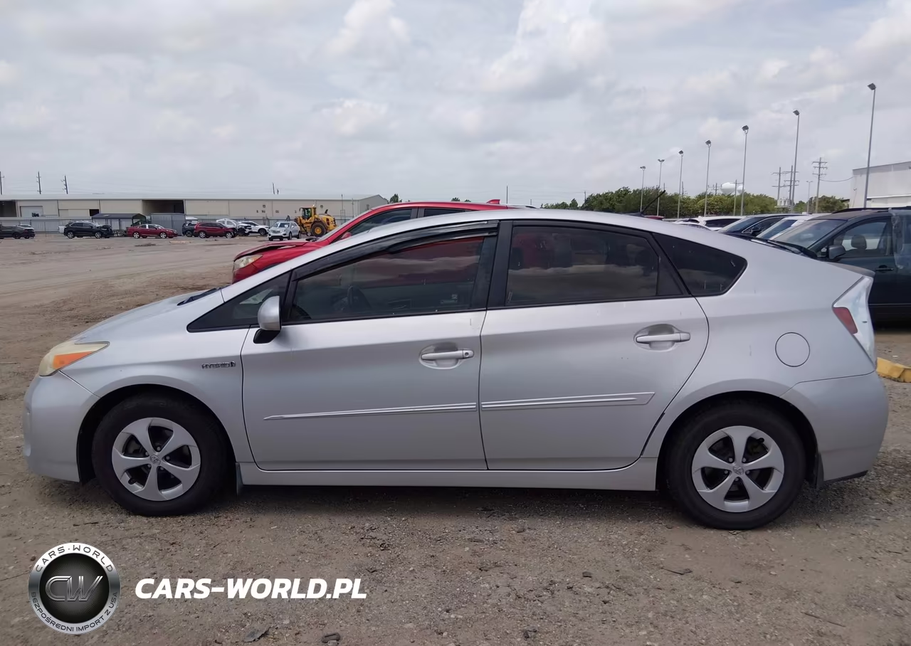2014 Toyota Prius Four VIN:JTDKN3DU1E1764448 - 14