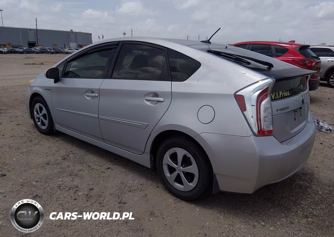 2014 Toyota Prius Four VIN:JTDKN3DU1E1764448 - 3