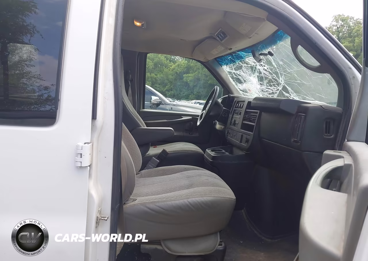 2015 Chevrolet Express 3500 Lt VIN:1GAZG1FG0F1116517 - 5