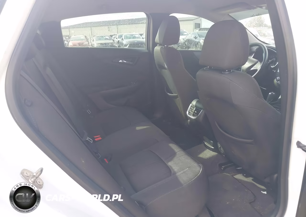 2019 Chevrolet Malibu Lt VIN:1G1ZD5ST4KF167731 - 8