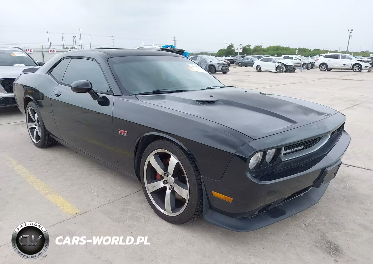 2013 Dodge Challenger Srt8 – zdjęcie 1 z 11
