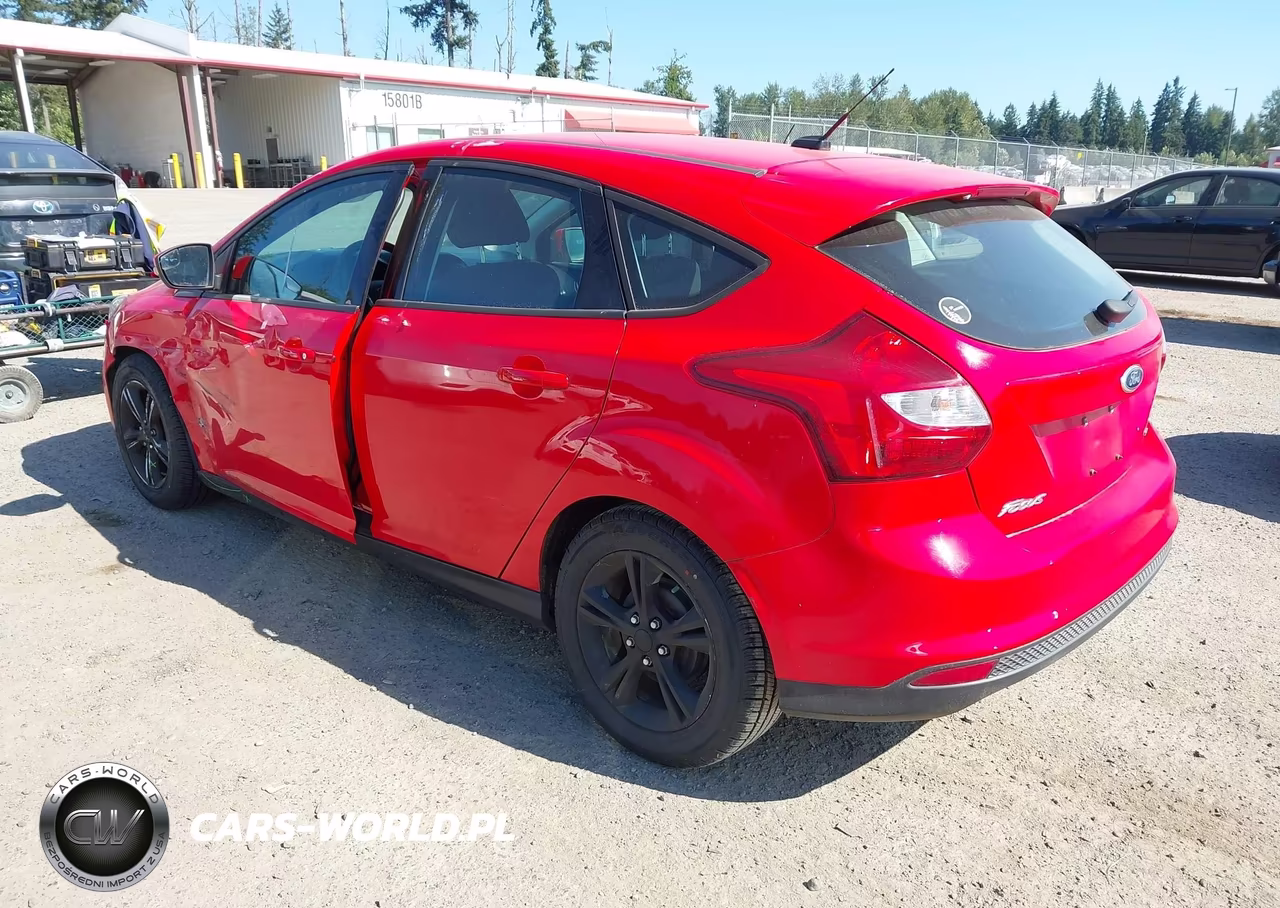 2013 Ford Focus Se VIN:1FADP3K28DL145536 - 3