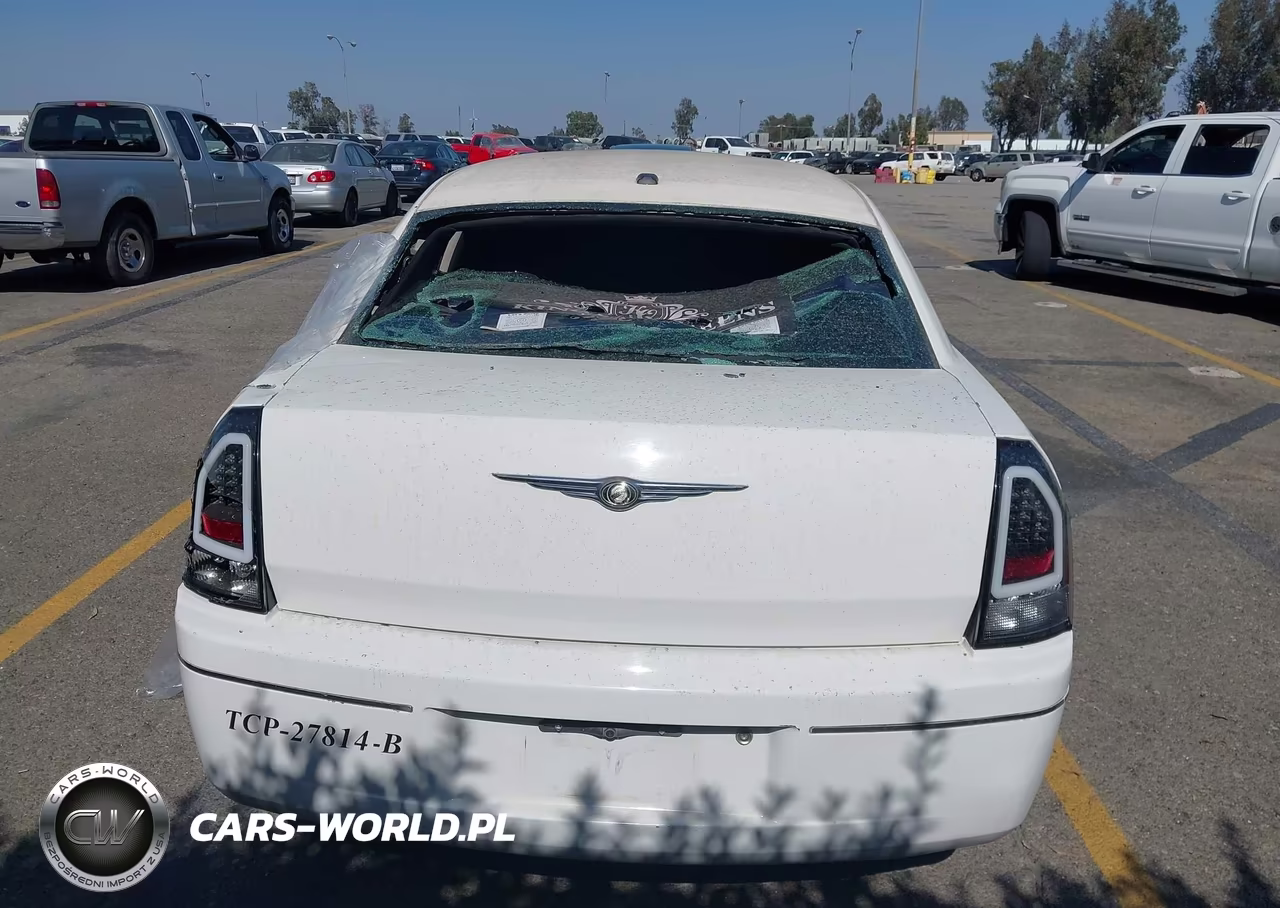 2007 Chrysler 300 Touring VIN:2C3KA53G47H632828 - 16