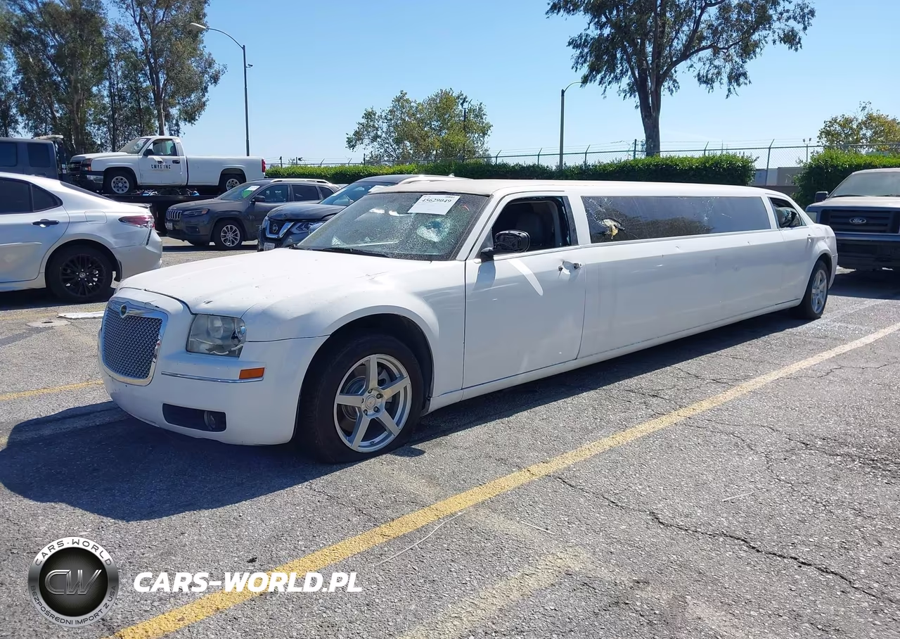 2007 Chrysler 300 Touring VIN:2C3KA53G47H632828 - 6