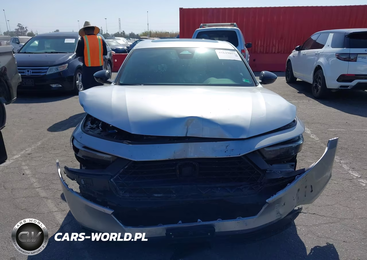 2025 Honda Accord Hybrid Sport VIN:1HGCY2F51SA051011 - 12