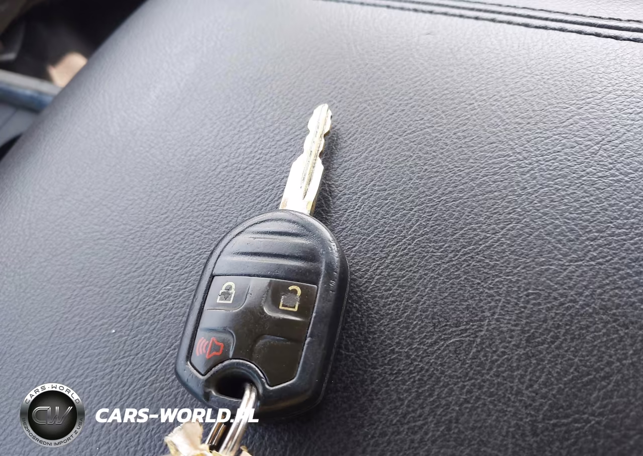 2011 Ford Super Duty F-250 Srw Lariat VIN:1FT7X2AT7BEA45201 - 11