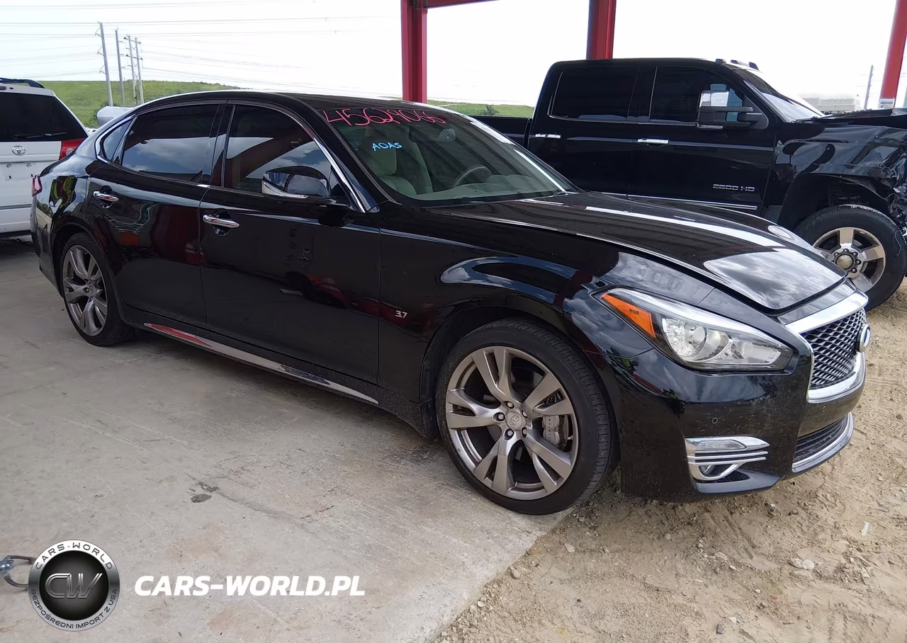 2016 Infiniti Q70L 3.7
