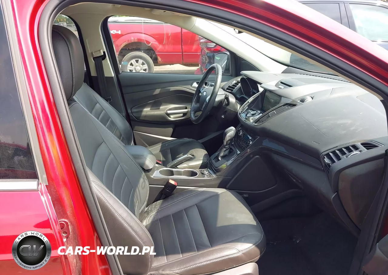 2016 Ford Escape Titanium VIN:1FMCU9JX8GUA52203 - 5