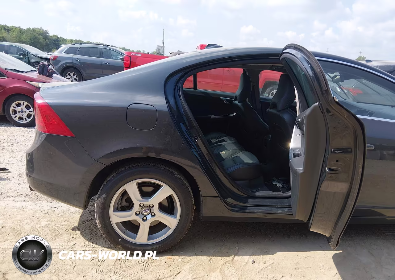 2013 Volvo S60 T5 VIN:YV1612FS5D2203420 - 8