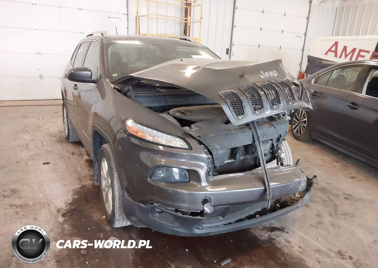 2015 Jeep Cherokee Latitude VIN:1C4PJMCS0FW550983 - 6