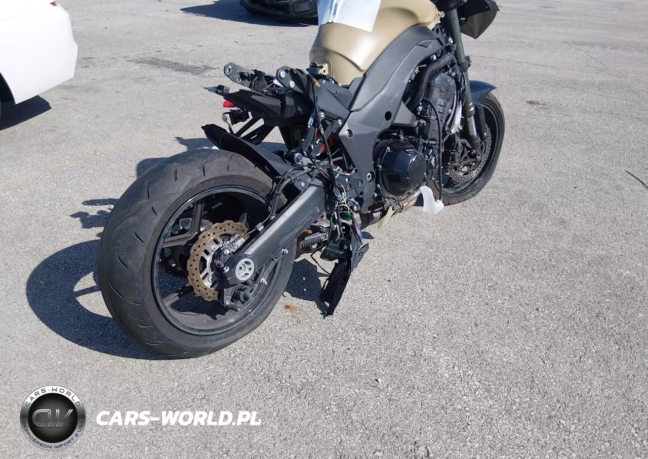 2013 Kawasaki Zx1000 H VIN:JKAZXCH14DA006105 - 4