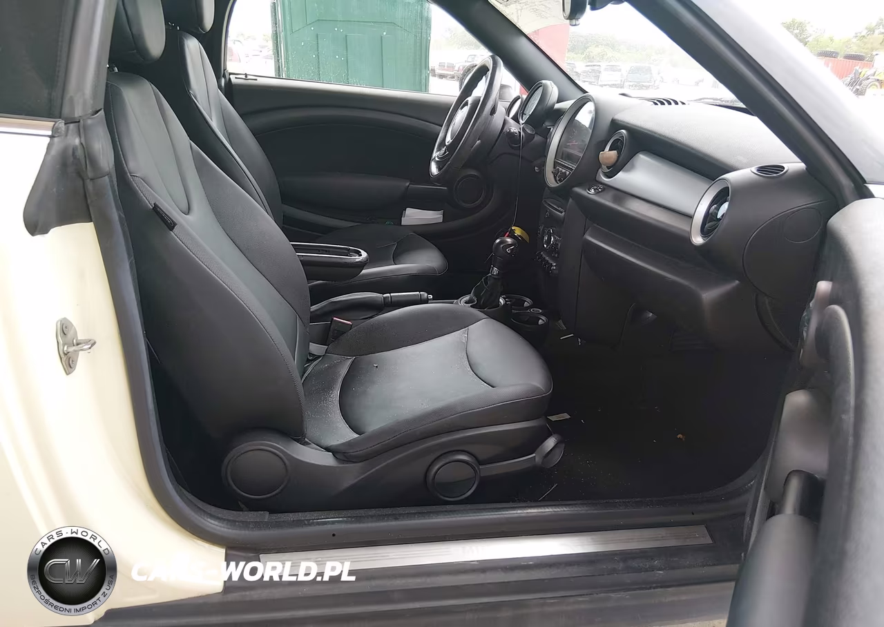 2015 Mini Roadster Cooper VIN:WMWSY1C57FT626065 - 5