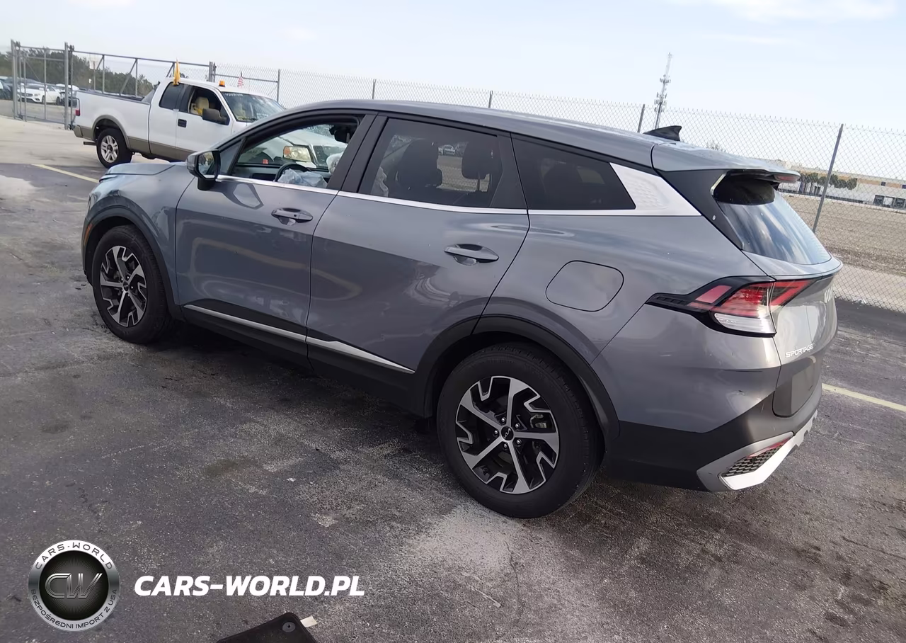 2023 Kia Sportage Ex VIN:5XYK33AF4PG061120 - 3