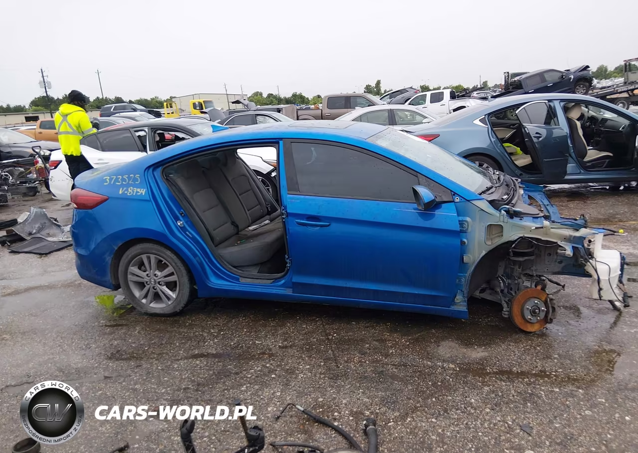 2018 Hyundai Elantra Value Edition VIN:KMHD84LF8JU608954 - 13
