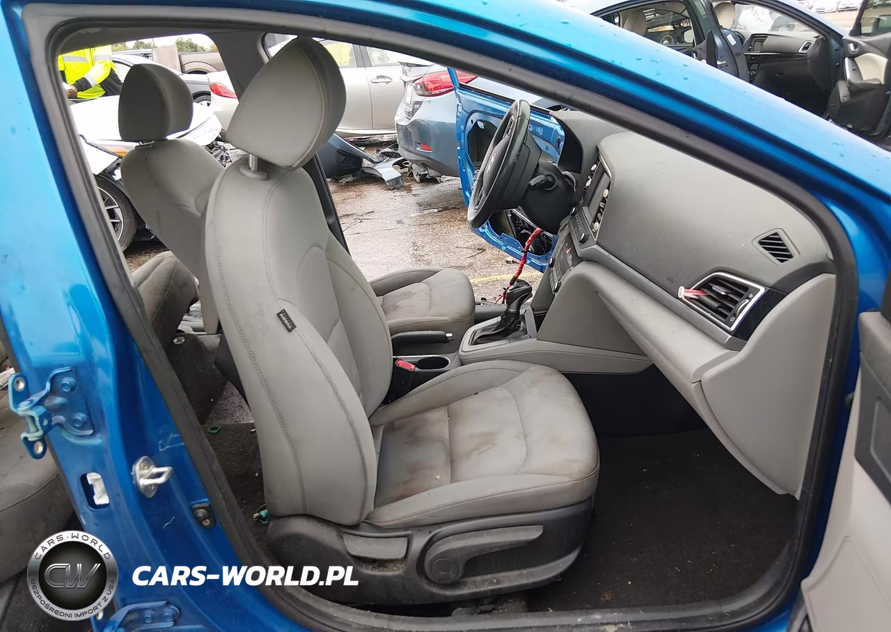 2018 Hyundai Elantra Value Edition VIN:KMHD84LF8JU608954 - 5