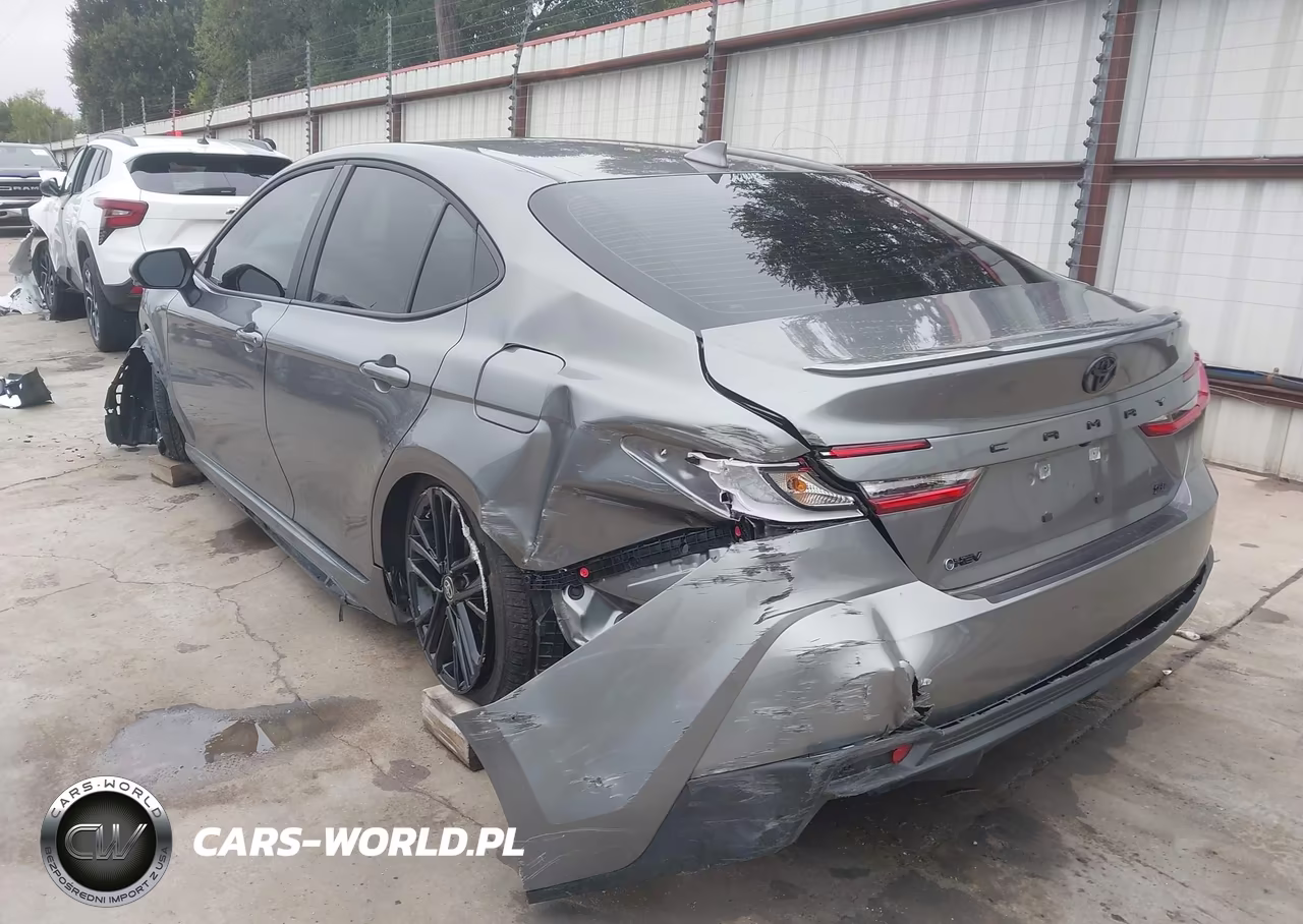 2026 Toyota Camry Se VIN:4T1DAACK2TU285777 - 3