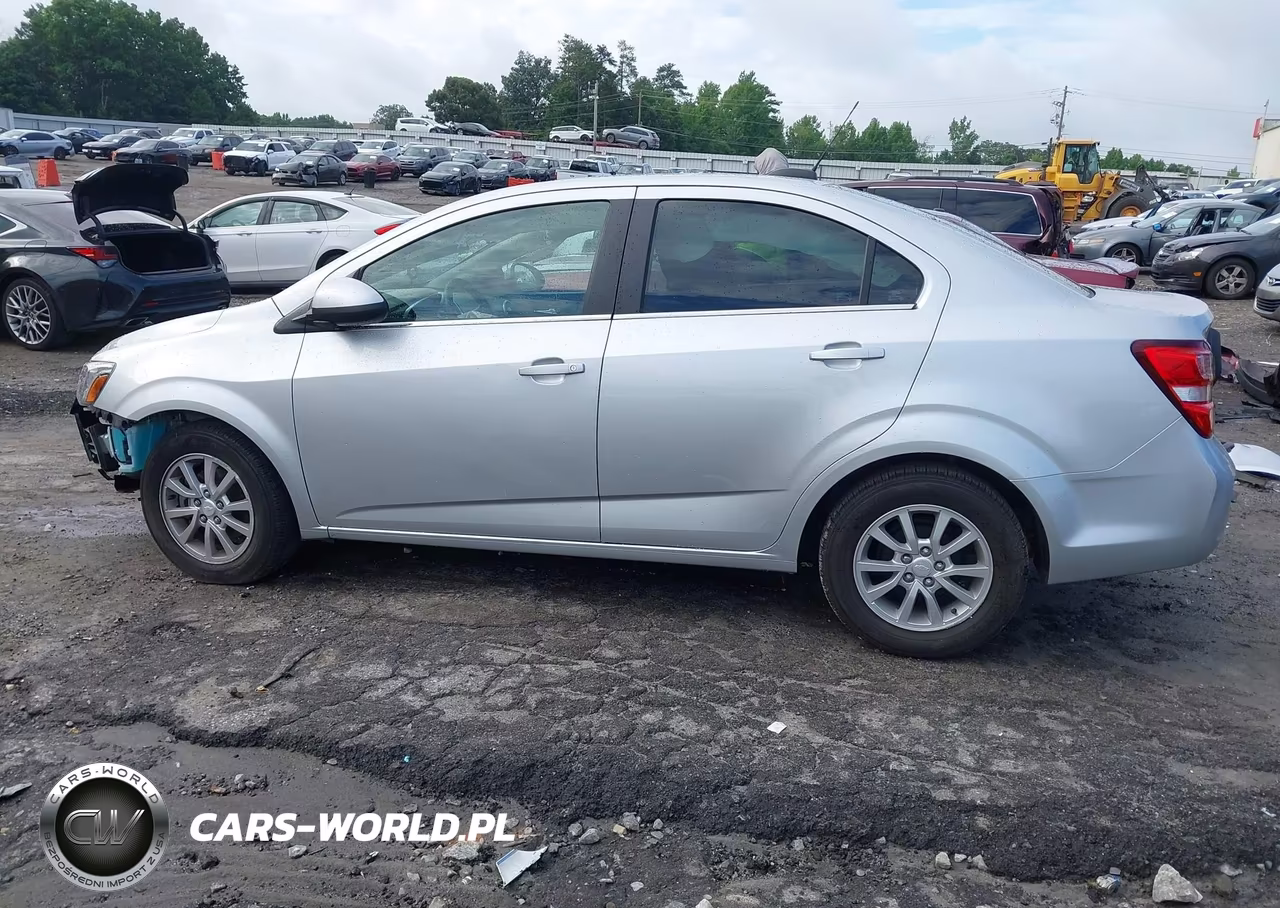 2020 Chevrolet Sonic Fwd Lt VIN:1G1JD5SB9L4121992 - 15