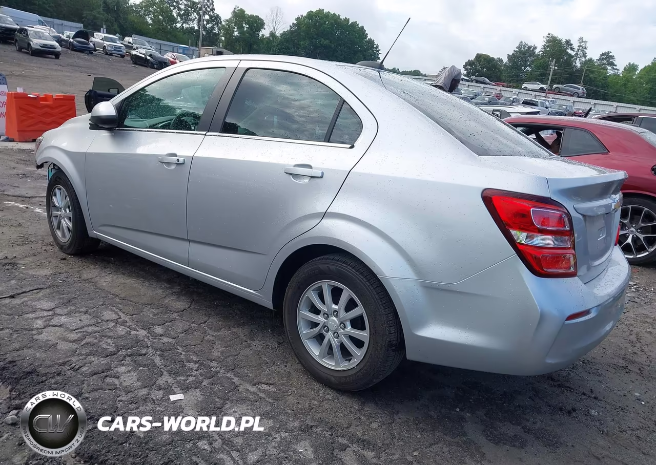 2020 Chevrolet Sonic Fwd Lt VIN:1G1JD5SB9L4121992 - 3