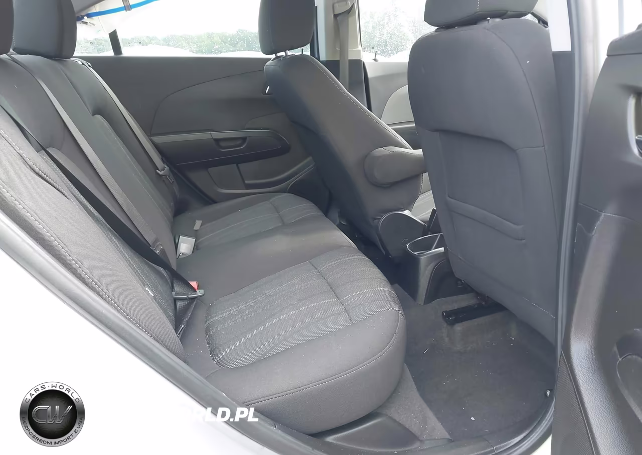 2020 Chevrolet Sonic Fwd Lt VIN:1G1JD5SB9L4121992 - 8