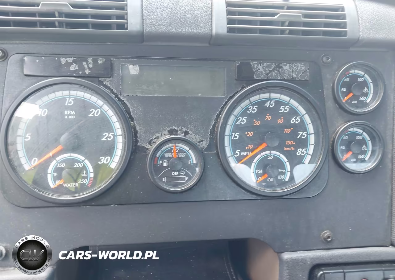 2016 Freightliner Cascadia 125 VIN:3AKJGED56GSHT8851 - 5