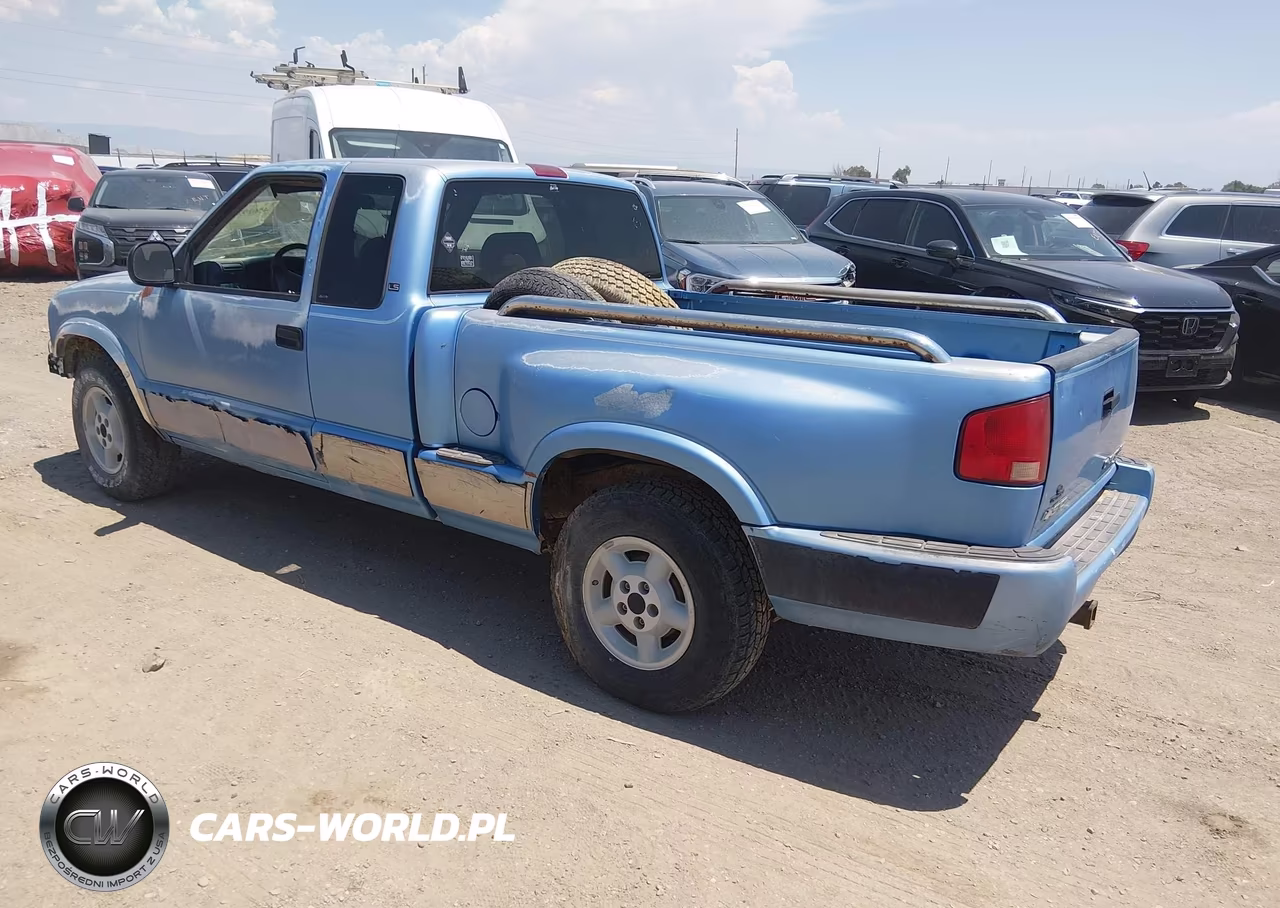 1996 Chevrolet S Truck S10 VIN:1GCDT19W6T8225678 - 3