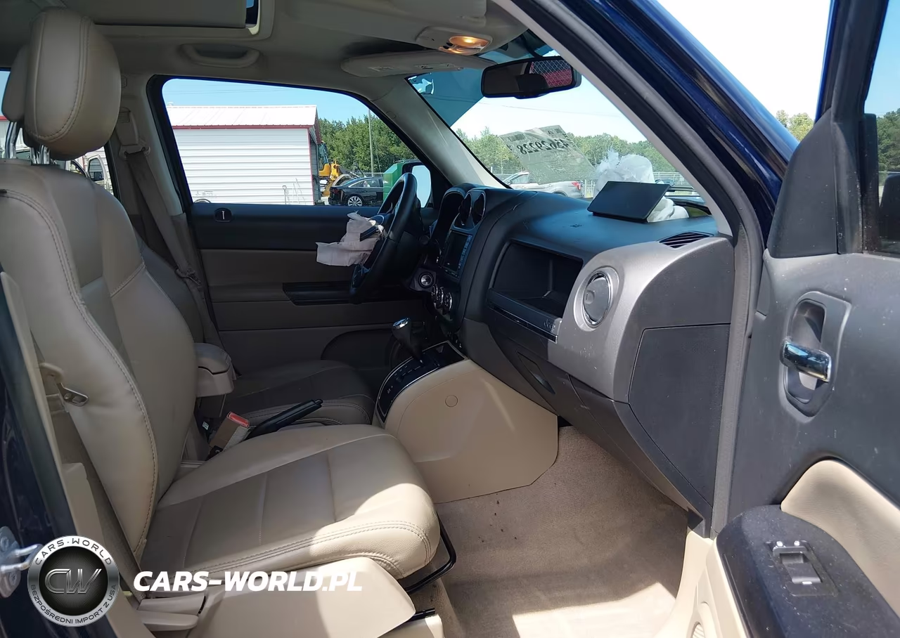 2016 Jeep Patriot High Altitude Edition VIN:1C4NJPFAXGD655944 - 5