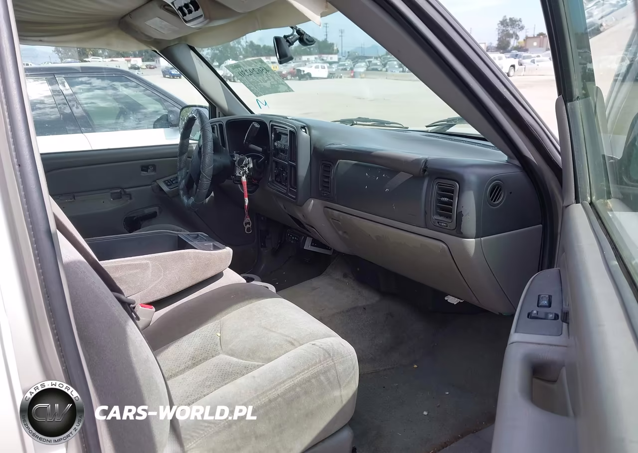 2004 Chevrolet Tahoe Ls VIN:1GNEC13T34R197778 - 5