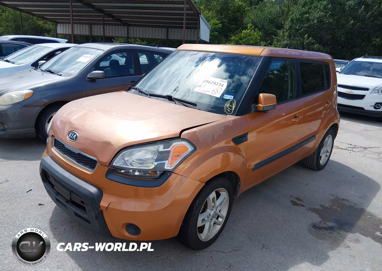 2011 Kia Soul + VIN:KNDJT2A2XB7299160 - 2