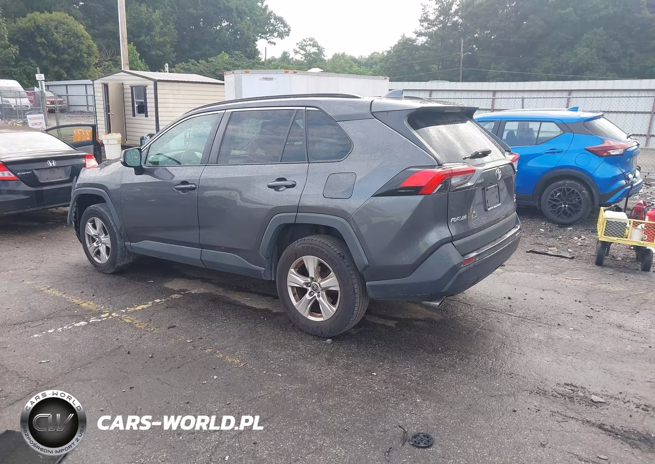 2021 Toyota Rav4 Xle VIN:2T3P1RFV3MW222438 - 3