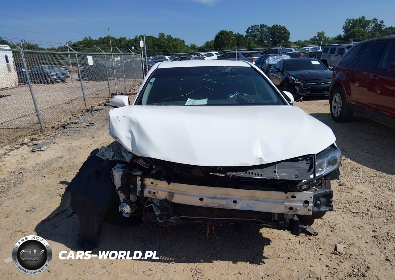 2020 Toyota Camry Le VIN:4T1C11AK5LU933529 - 13