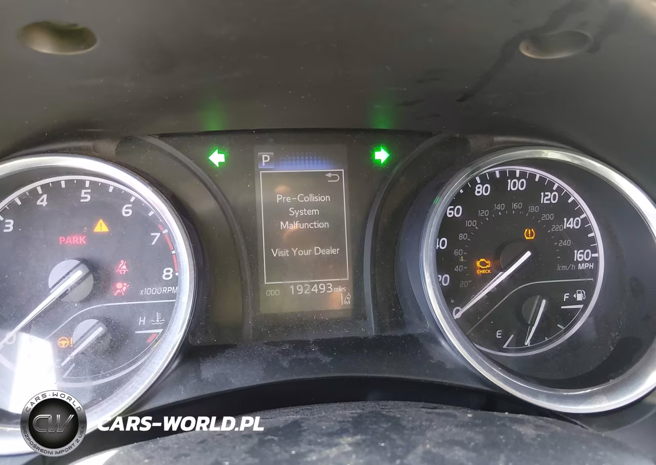 2020 Toyota Camry Le VIN:4T1C11AK5LU933529 - 7