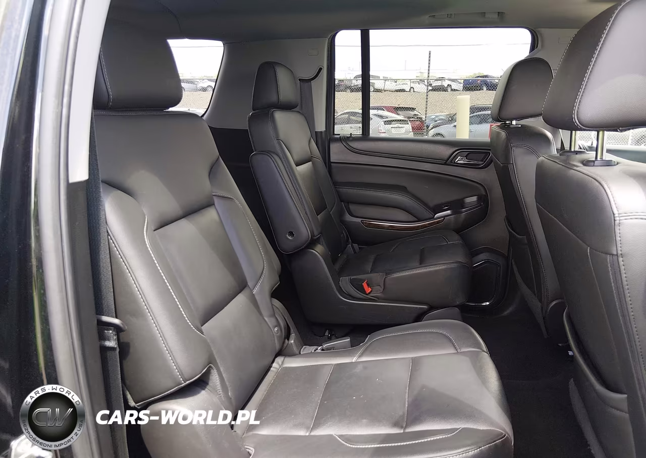 2018 Chevrolet Suburban Lt VIN:1GNSCHKC1JR308160 - 8