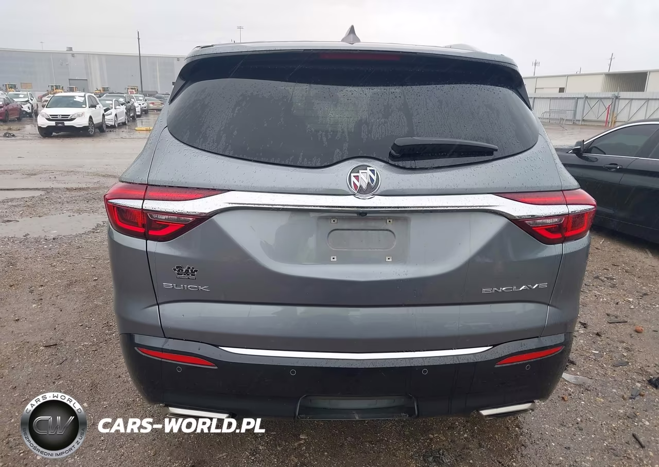2018 Buick Enclave Essence VIN:5GAERBKW7JJ268985 - 16