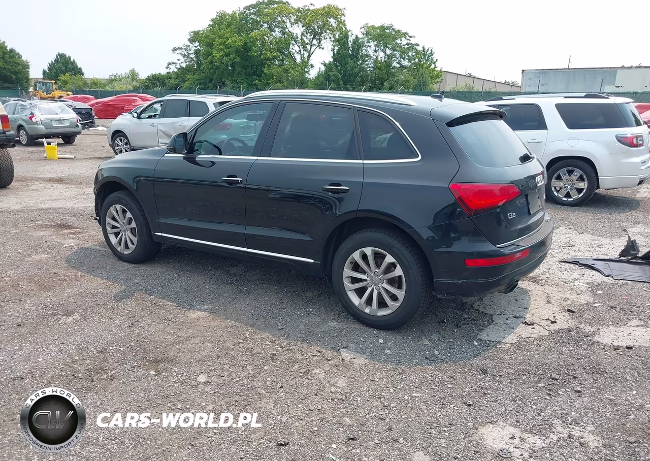 2016 Audi Q5 2.0T Premium VIN:WA1C2AFP5GA136785 - 3