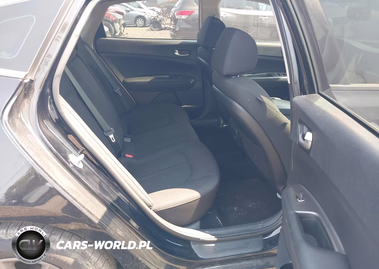 2019 Kia Optima Lx VIN:5XXGT4L34KG359551 - 8
