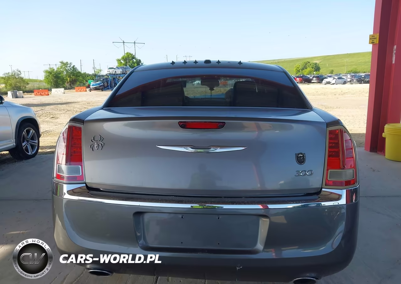 2011 Chrysler 300 Limited VIN:2C3CA5CG7BH560763 - 16