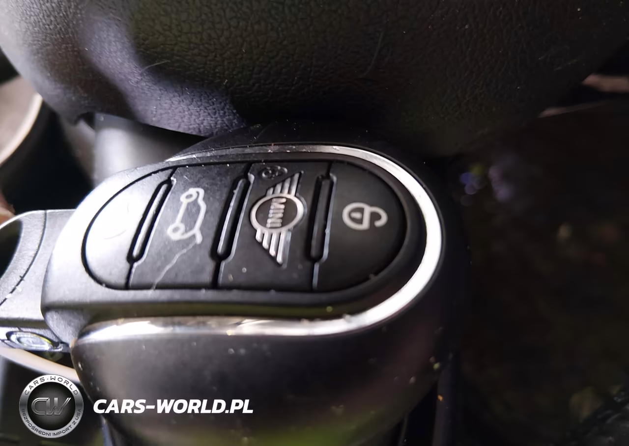 2019 Mini Countryman Cooper VIN:WMZYS7C50K3F44760 - 11