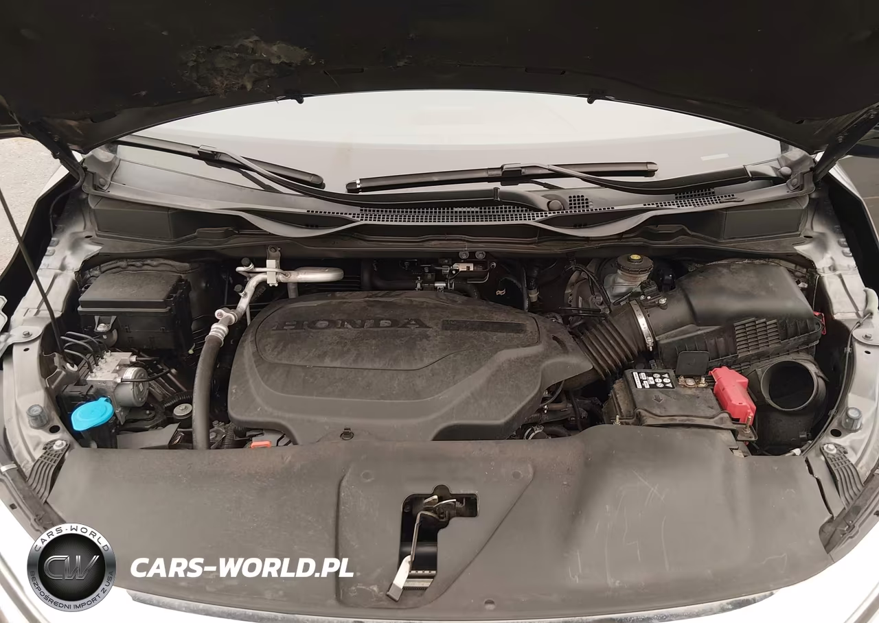 2021 Honda Odyssey Touring VIN:5FNRL6H83MB038826 - 10