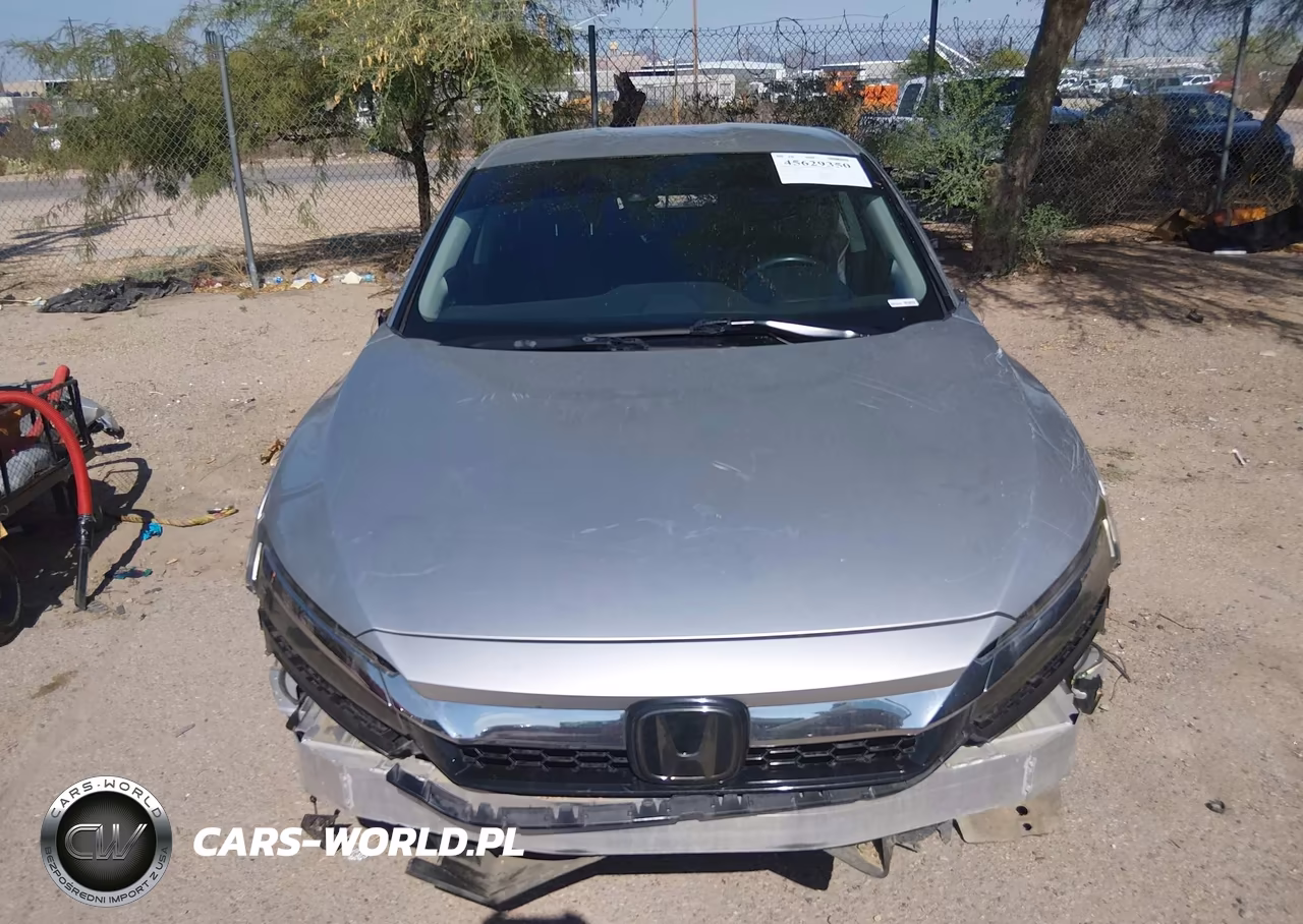2018 Honda Clarity Plug-In Hybrid Touring VIN:JHMZC5F38JC005507 - 12