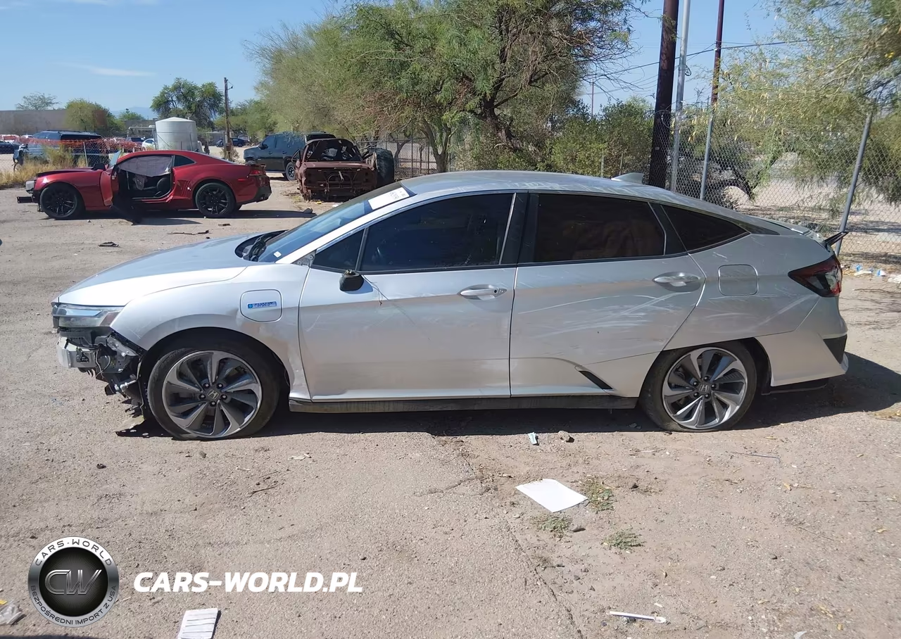 2018 Honda Clarity Plug-In Hybrid Touring VIN:JHMZC5F38JC005507 - 14