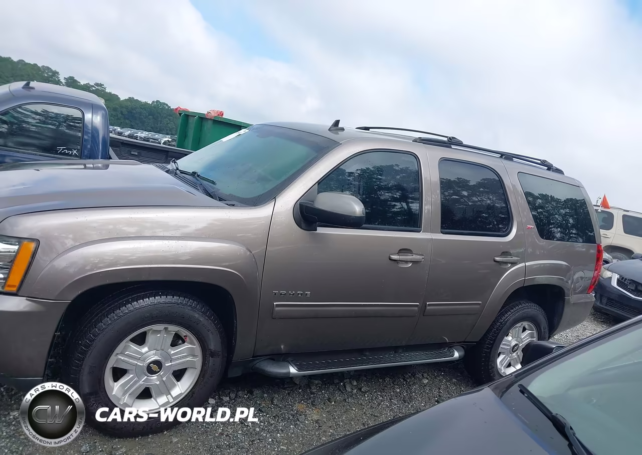 2013 Chevrolet Tahoe Lt VIN:1GNSCBE03DR325738 - 14