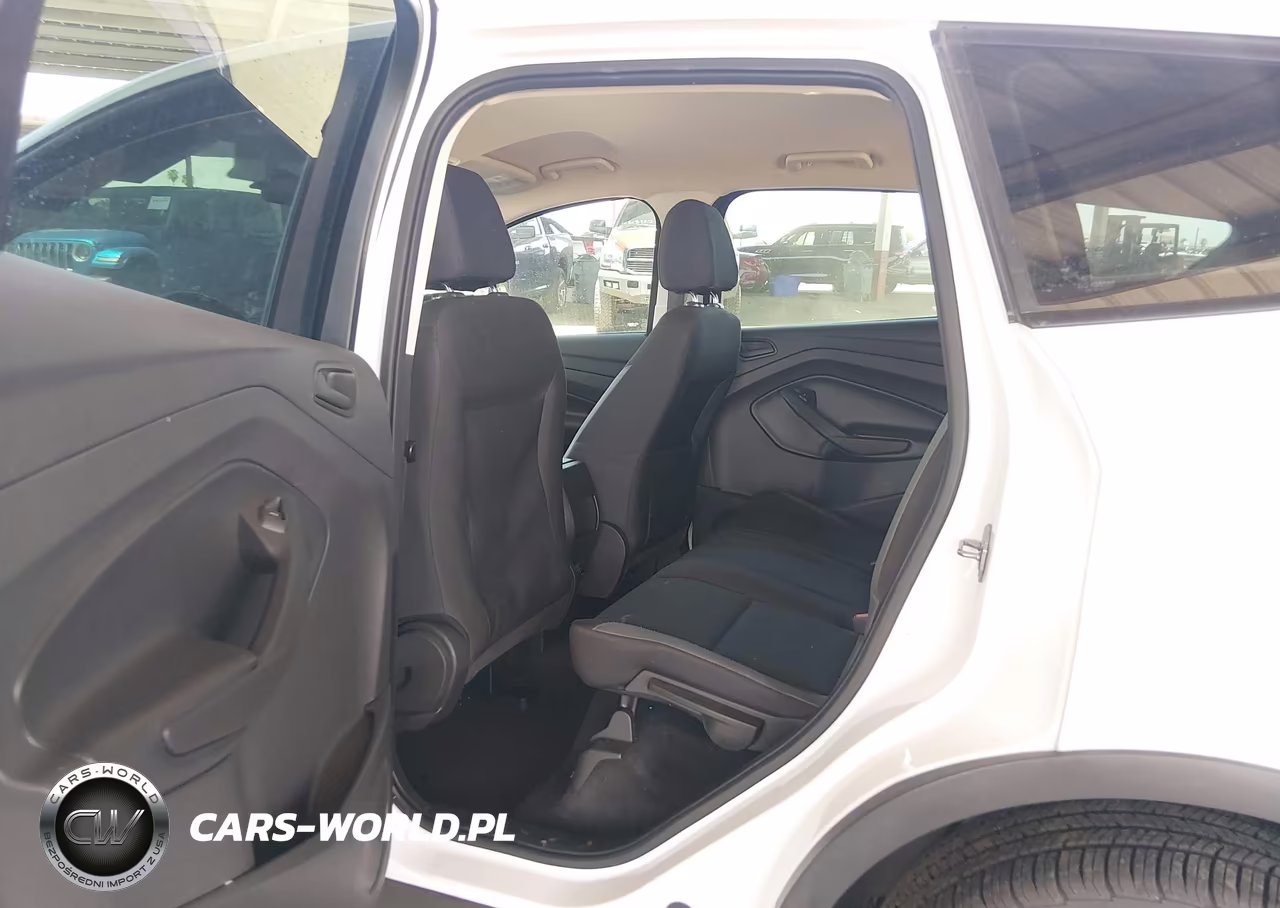 2016 Ford Escape S VIN:1FMCU0F73GUB83365 - 8