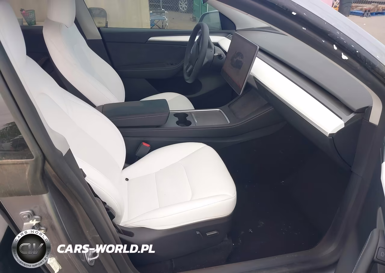 2024 Tesla Model Y Long Range Dual Motor All-Wheel Drive VIN:7SAYGDEE6RF150822 - 5