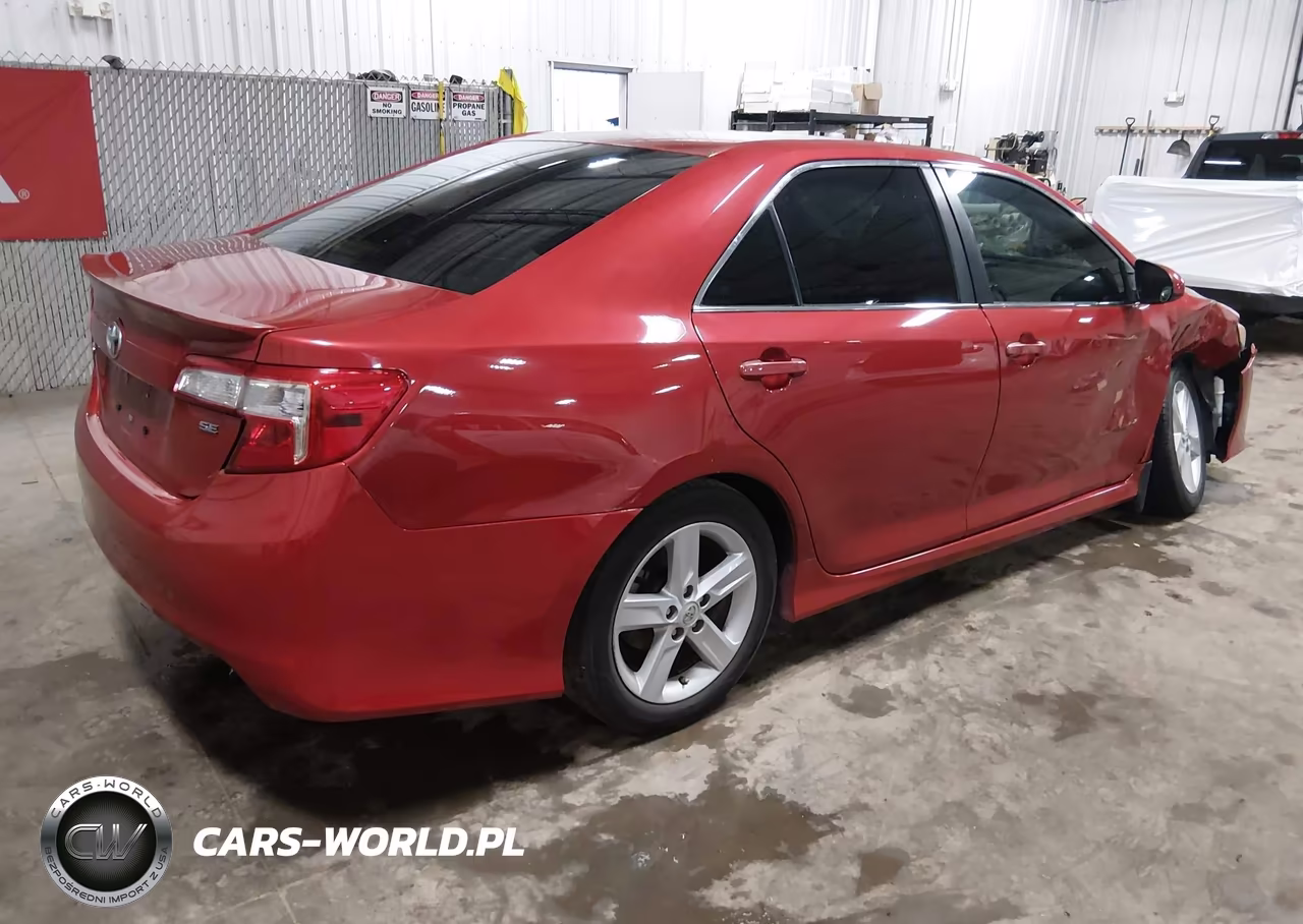2014 Toyota Camry L VIN:4T1BF1FK7EU780791 - 4