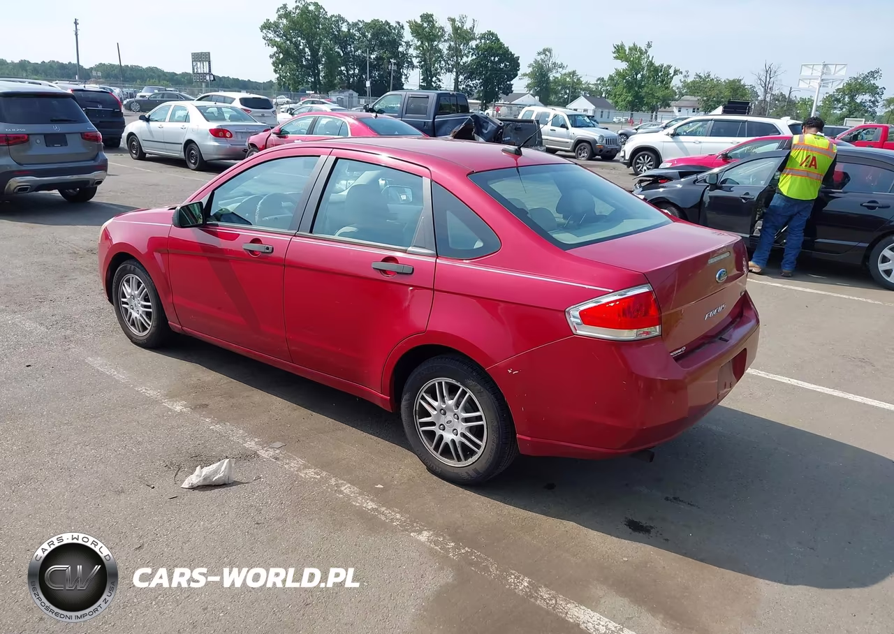 2010 Ford Focus Se VIN:1FAHP3FNXAW192244 - 3