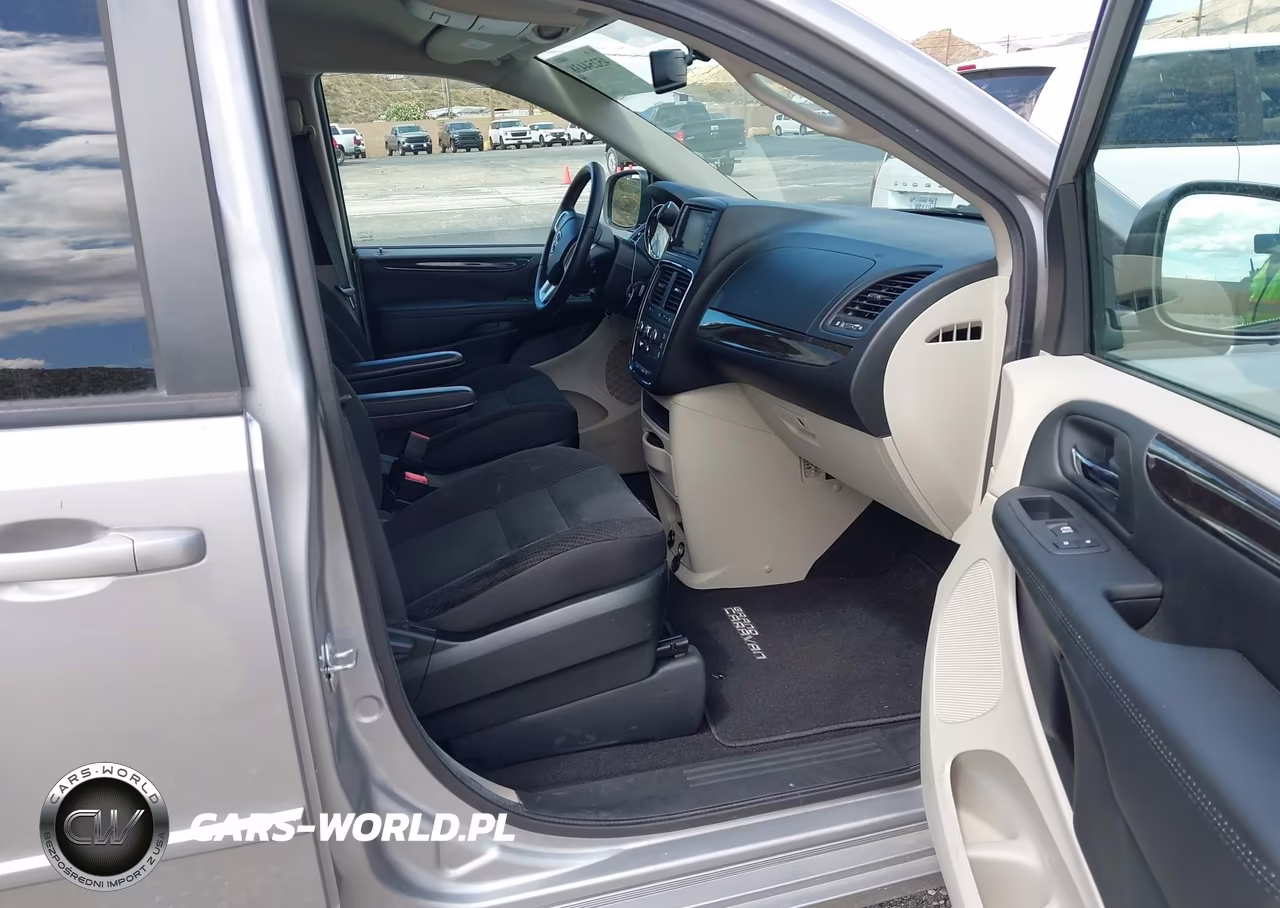 2017 Dodge Grand Caravan Se VIN:2C4RDGBG8HR783049 - 5