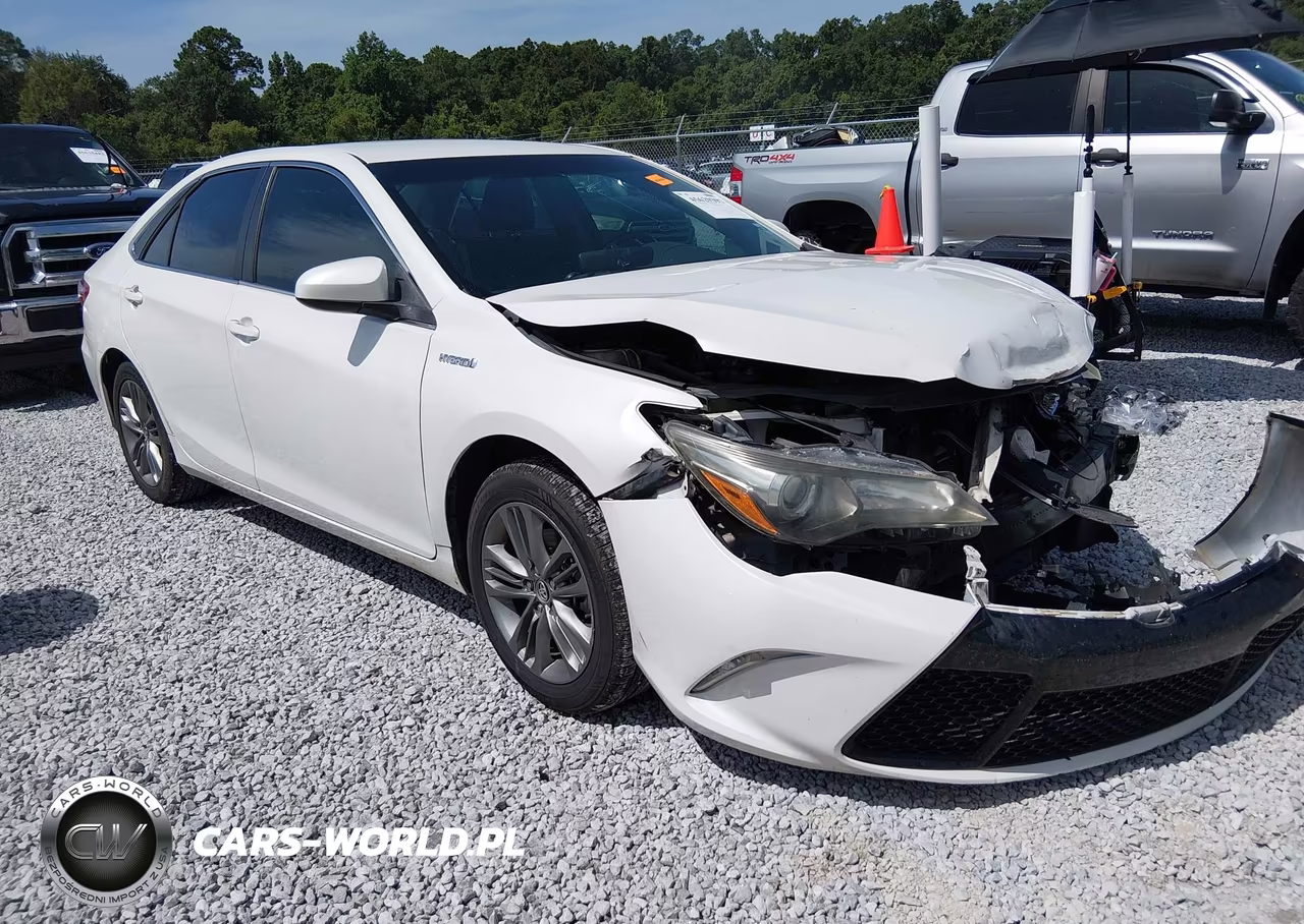 2015 Toyota Camry Hybrid Se