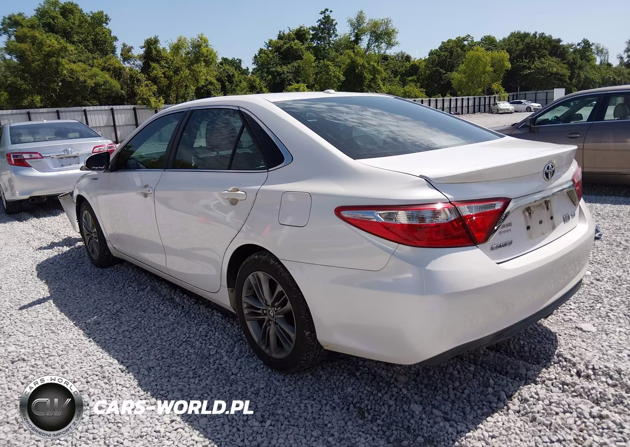 2015 Toyota Camry Hybrid Se VIN:4T1BD1FK3FU169681 - 3