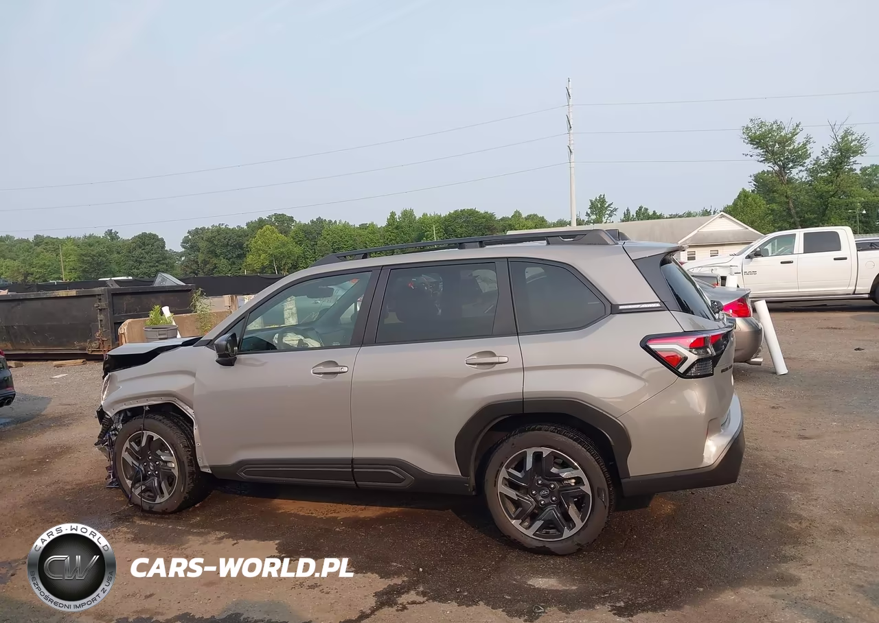 2025 Subaru Forester Limited VIN:JF2SLDRC0SH602052 - 14